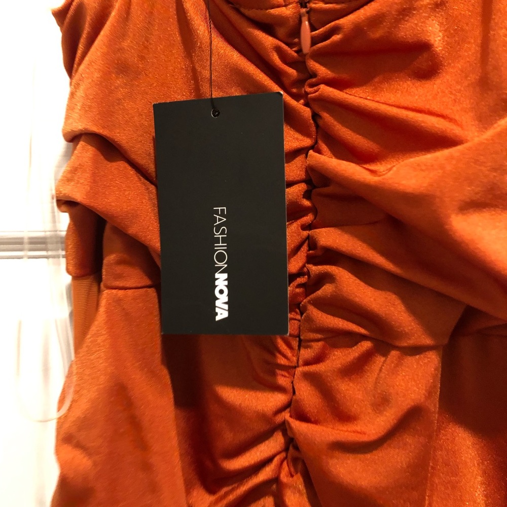 Dress - Picture 4 of 5